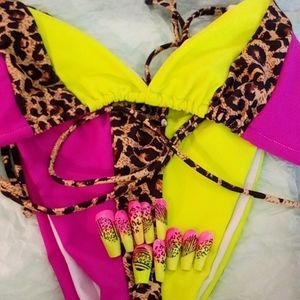 Number 4 matching nails and bikini size small